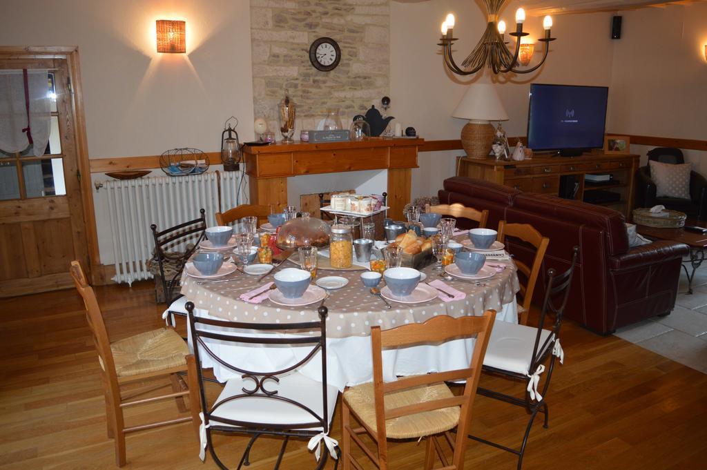 Gite De La Cour Campandre-Valcongrain Екстер'єр фото